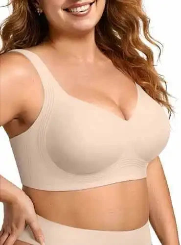 Tired of uncomfortable underwire bras? The ComfortCurve Jelly Bra provides all-day support, lift, and smoothing without digging into your skin.